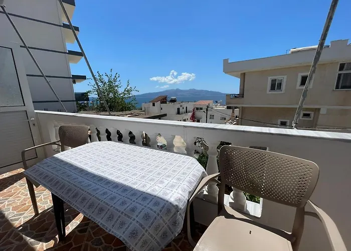 Villa Hysa Studio\'S & Apartments