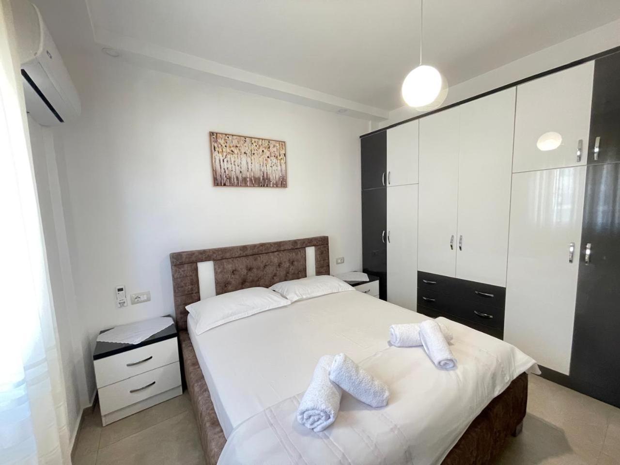 Hysa Studio's & Sarandë