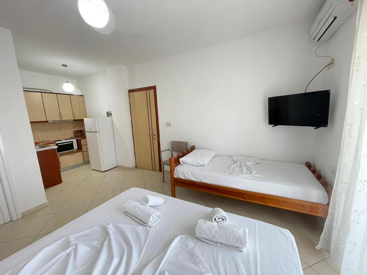 Hysa Studio's & Sarandë
