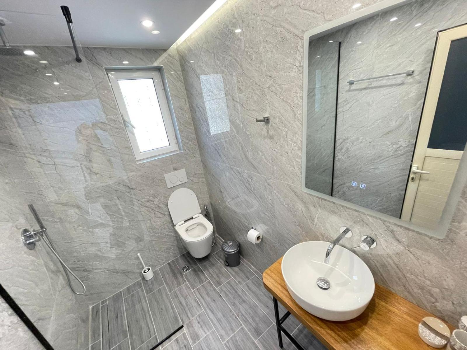 Apartment Hysa Studio's &
