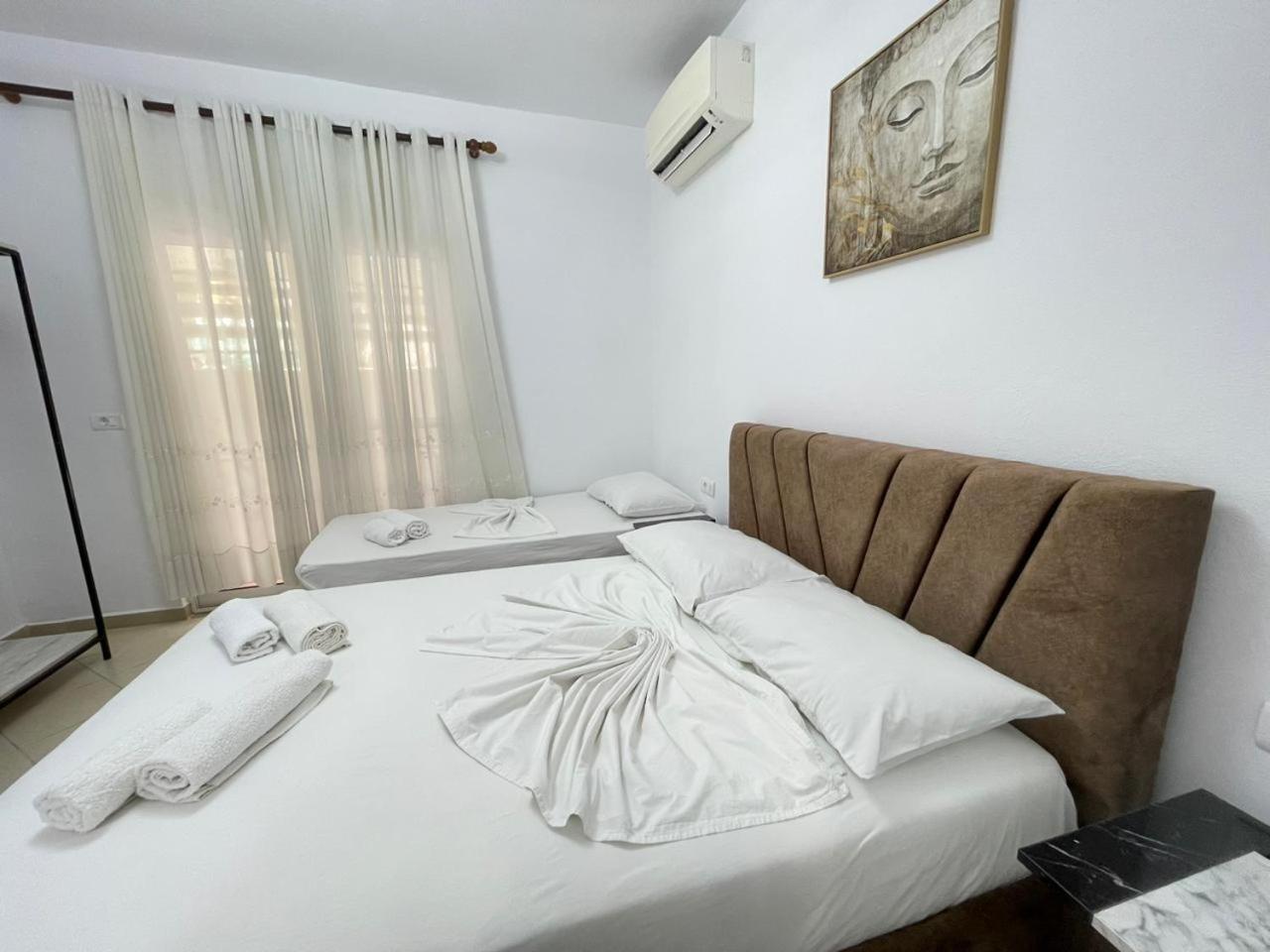 Apartment Hysa Studio's & *